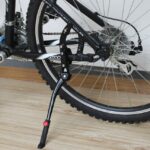 Soporte de pata de cabra lateral ajustable de doble instalación para bicicleta de montaña