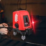 AK435 Nivel láser 3D Nivelación de autoservicio de 2 líneas Láseres horizontales Láseres verticales Nivel 360 Prítovierno Mini niveles láser