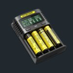 Cargador de batería de litio rápido NITECORE, enchufe de EE. UU., UMS4 - Imagen 3
