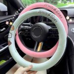 Cubierta de volante antideslizante cálida de felpa con patrón de dibujos animados universal de coche estilo D, diámetro: 38 cm, D Style - Imagen 2