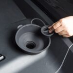 Para Tesla Model 3 / Y limpiaparabrisas de capó de coche embudo de protección de agua embudo de puerto de llenado de agua de vidrio