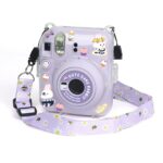 Estuche para cámara de acrílico duro de cristal con correa para el hombro, For FUJIFILM instax mini 12(DIY Purple Daisies)