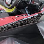 2pcs/Set Forged Gold Foil Carbon Fiber Car Center Console Side Decorative Sticker for Chevrolet Corvette C8 2020-, Left Driver, Center Console Side, Left Driver - Imagen 3