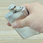 Frasco de licor plano para deportes al aire libre, jarra de bolsillo de 100ml (3,5 oz), olla de vino portátil ultraligera resistente al desgaste para acampar (plata), 100ml(3.5oz) - Imagen 3