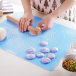2 uds., Almohadilla de masa para amasar de silicona necesaria para hornear multiusos / almohadilla para harina / almohadilla para comidas con aislamiento térmico, entrega de color aleatorio