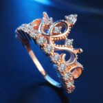 Anillo de circón chapado en oro rosa con forma de corona de princesa reina, tamaño de EE. UU.: 7, diámetro: 17,3 mm, perímetro: 54,4 mm, 7 - Imagen 2