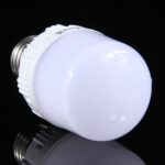 16 LED 450 LM Ahorro de energía Impermeable A prueba de polvo Anti mosquitos, CA 85-265 V, E27 5W Warm White - Imagen 3