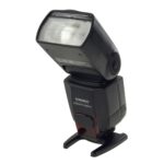 YN-560 III Flash inalámbrico de alcance ultralargo Speedlite con zapata de metal para cámara Canon / Nikon / Pentax / Olympus DSLR (negro)