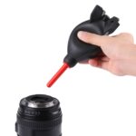 Bola limpiadora de polvo de goma Rocket Rubber Blower para filtros de lentes de cámaras, CD, computadoras, equipos audiovisuales, PDA, anteojos y LCD (negro y rojo)