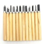 12 piezas / juego de herramientas de talla de madera surtidas con hoja de acero inoxidable y mango de madera
