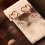Pendiente de diseño de corazón de cristal de moda elegante para mujer de 2 piezas - Imagen 4