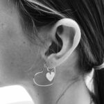 Conjunto de pendientes de aro de corazón de amor de metal simple de moda para mujer
