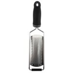 Rallador de queso, hoja de acero inoxidable, rebanador de queso, rallador de limón, cepillo raspador de Chocolate con cubierta protectora, Cheese Grater (Red), Cheese Grater (Black)