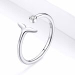 Anillo de cola de pez de plata esterlina S925 Anillo de temperamento simple con apertura chapada en platino