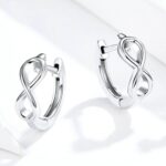 Infinite Love Pendientes chapados en platino Pendientes de botón de plata esterlina S925 - Imagen 2