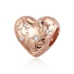 S925 Plata de ley en forma de corazón Patrón retro Perlas chapadas en oro rosa Accesorio de pulsera DIY