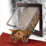 Puerta para mascotas, puerta con solapa de seguridad bloqueable de 4 vías para perro, gato, gatito, puerta de montaje en pared, puerta para perro Gato pequeño para animales, M - Imagen 3