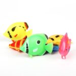 10 Uds., Tanque de peces, simulación de peces falsos, plástico, peces tropicales, niños, juguete para piscina, entrega de colores al azar - Imagen 4