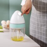MEIZHIKOU Batidor eléctrico doméstico USB pequeño para hornear batidor automático batidor de crema batidora de pasteles