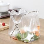 Estante de almacenamiento plegable de cocina de acero inoxidable, bolsa de plástico, soporte para cubo de basura y toalla