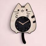 Relojes de madera de dibujos animados, decoración del hogar, sala de estar, gato, meneo de cola, reloj de pared oscilante - Imagen 2