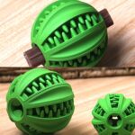 Juguete para mascotas, juguete Cartoa, molino de bolas con fugas para mascotas, juguete de goma, Bola de limpieza, Small (Green) - Imagen 4