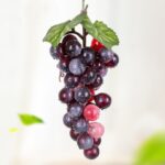 Simulación de fruta, simulación de uvas, PVC con accesorios para brotes de uva color crema, 4 Bunches 36 Grain Agate Grapes