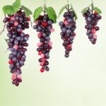Simulación de fruta, simulación de uvas, PVC con accesorios para brotes de uva color crema, 4 Bunches 36 Grain Agate Grapes - Imagen 2