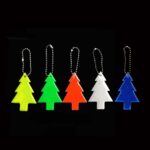 15 UNIDS Árbol de Navidad Estilo PVC Colgante Reflectante Seguridad de Tráfico Nocturno al Aire Libre Llavero Reflectante Color Aleatorio Entrega, Christmas Tree Style Keychain - Imagen 2