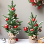 SYCT74 Decoraciones Navideñas Mini Árbol de Navidad Blanco PE Frutos Rojos, 40cm, 50cm - Imagen 2