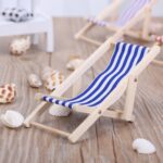 2 uds. 1:12 tumbona de playa modelo de simulación escena de playa al aire libre accesorios de disparo se pueden plegar, Beach Lounge Chair(Purple) - Imagen 4
