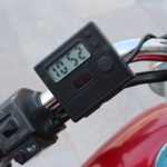 Reloj de motocicleta Pantalla digital Cargador de teléfono dual USB Impermeable 5V 3A Carga rápida, Clock Digital Display Black