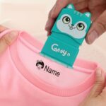 10 Uds. Sello de ropa para niños, nombre de estudiante de jardín de infantes, sello fotosensible, Verde, Pink
