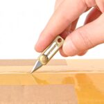 Mini cuchillo de latón, colgante de llavero EDC de mano, cuchillo de desembalaje Push-pull