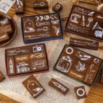 MOCARD 7 en 1 Juego de sellos de madera Manual Material de bricolaje, 7 In 1 Listening Wind, 7 In 1 Senyu Traveler, 7 In 1 Handicraft Diary, 7 In 1 Floating - Imagen 3