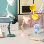 Forma de flor LED Mini lámpara de mesa magnética Luz de noche plegable junto a la cama, 09B Pink - Imagen 6