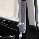 002 Cute Cartoon Thicked Seat Belt Cojín protector antiestrangulado, longitud:, 23cm (Gray Cat)