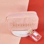 H6572 Neceser de viaje de nailon bordado con letras Bolsa de cosméticos portátil, H6572 (Pink) - Imagen 2