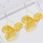 Pendientes largos de pétalos hechos a mano con arte de tela exagerada, E1908-22 Yellow - Imagen 3