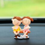 2 uds adorno de coche adorno encantador beso pareja muñeca, color:, Stool Reading Couple