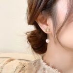 Aretes de concha de doble capa con aretes de diamantes, EH1093