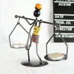 Adorno de candelabro en forma de hombre de hierro forjado Retro accesorios de decoración de mesa de restaurante, 23