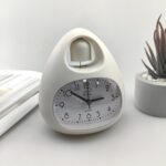 GH809 Reloj despertador para niños de escritorio en forma de huevo junto a la cama Reloj con timbre lindo