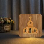 FS-T2242W Lámpara de escritorio decorativa tallada en madera maciza 3D USB Night Light, Chapel