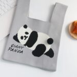 Bolso de punto de panda gigante de primavera y verano Bolso de estilo chaleco de dibujos animados de gran capacidad - Imagen 4