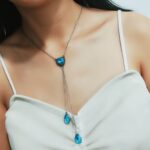 Collar con colgante de piedras preciosas de corazón azul cielo personalizado para mujer - Imagen 5
