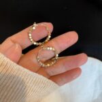 Pendientes de plata rota de circón Pendientes versátiles simples para mujer, 1878 Golden