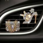 2 unids/set salida de aire del coche decoración con incrustaciones de diamantes Clip de aromaterapia, Golden Bag+Gold High Heels