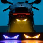 Motorcycle License Plate Screw Light Universal Decorative Accessory Headlight for Customization, Triangle Light White Yellow Flashing - Imagen 2