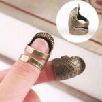 Dedal de costura de Metal ajustable para el hogar, protectores de dedos, accesorios para herramientas de costura, S, M - Imagen 3